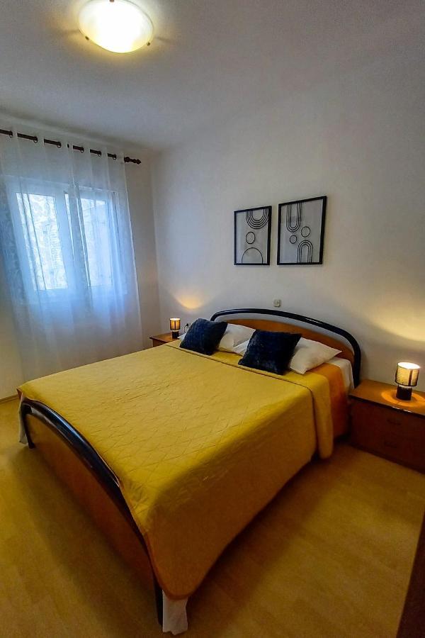 Apartments By The Sea Cove Mulobedanj, Pag - 6275 Lun  Exterior photo